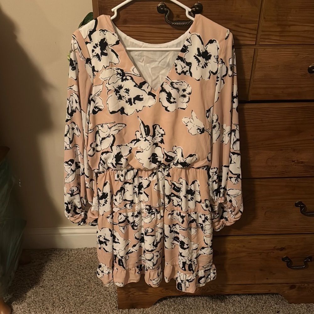 SHEIN Floral V-Neck Dress